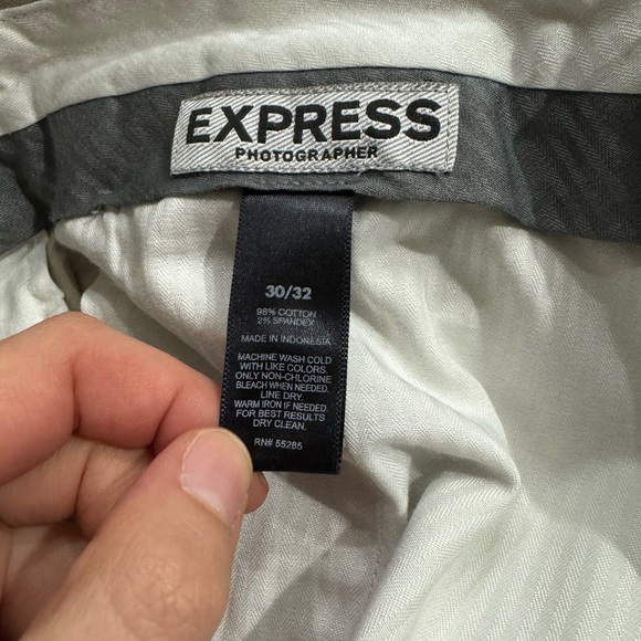 Express Men’s Photographer Khakis (30 x 32) - Picture 4 of 4